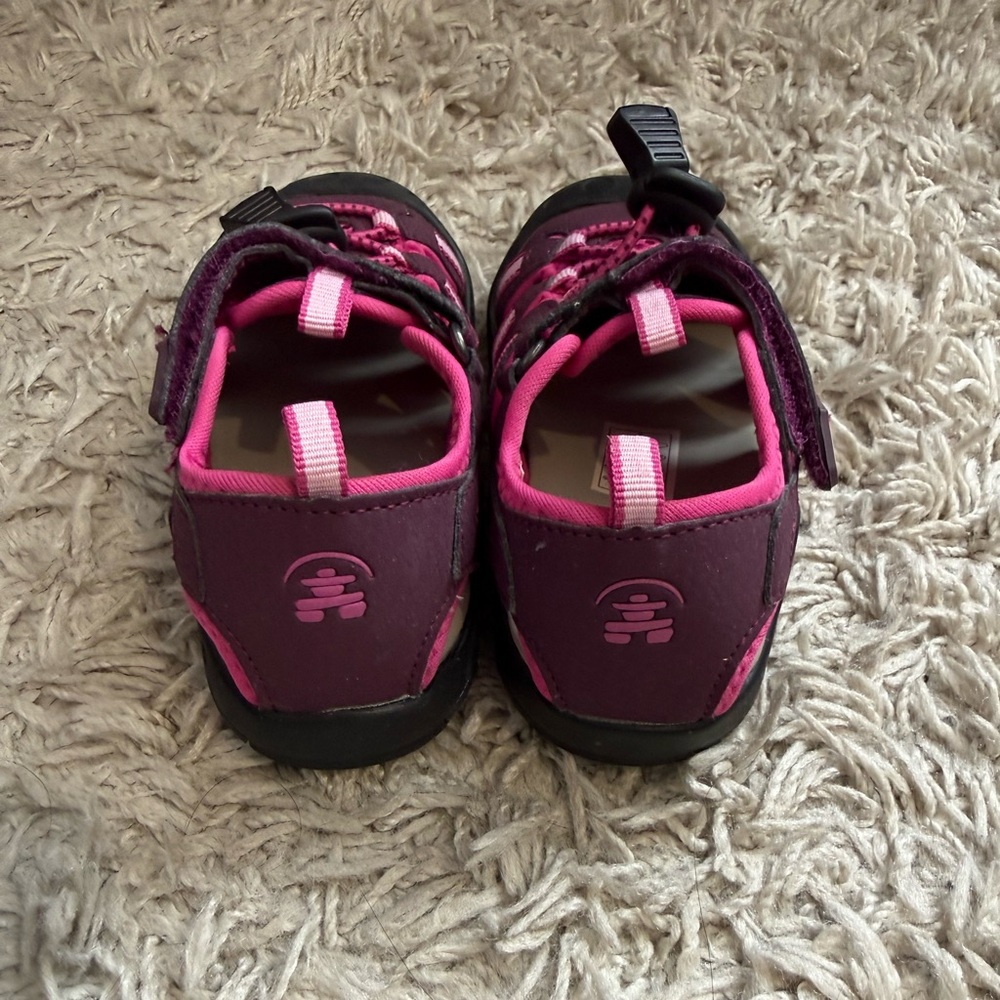 Kamik sandals for girls-Size 8 - Picture 3 of 6
